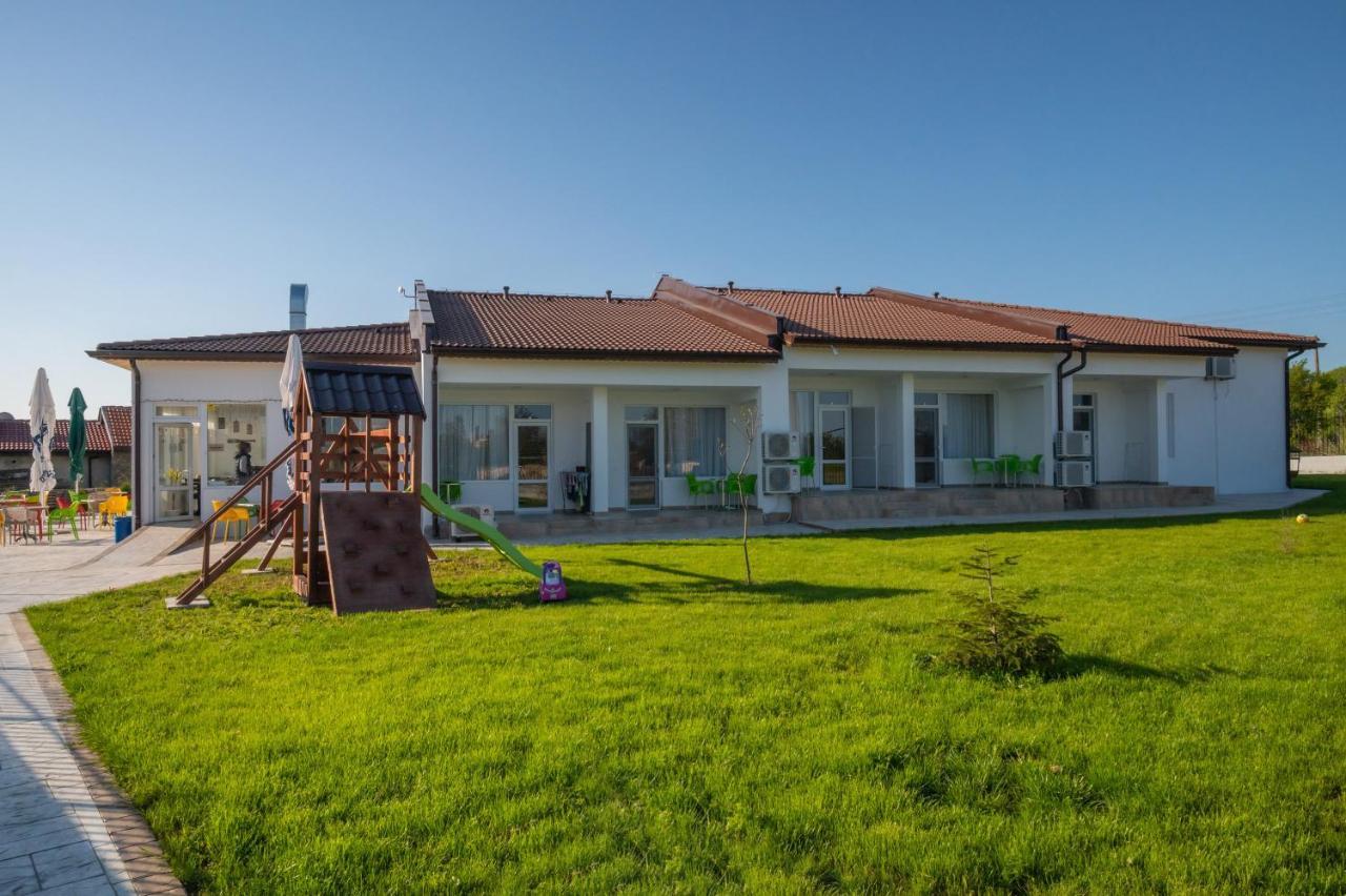 Hotel Комплекс Радост Ezerets Exteriér fotografie